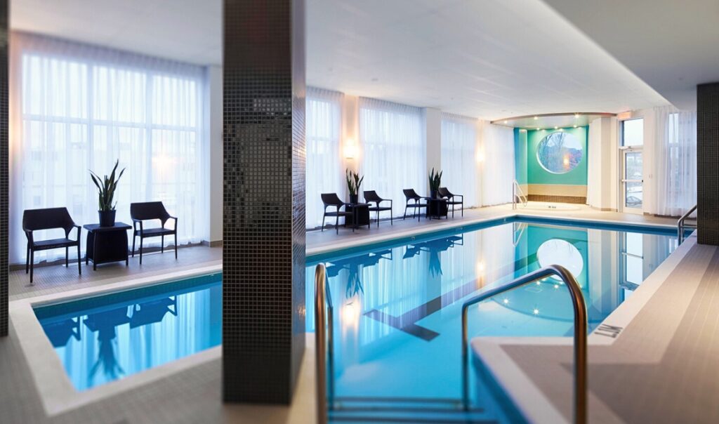 résidence Quartier Sud piscine intérieure