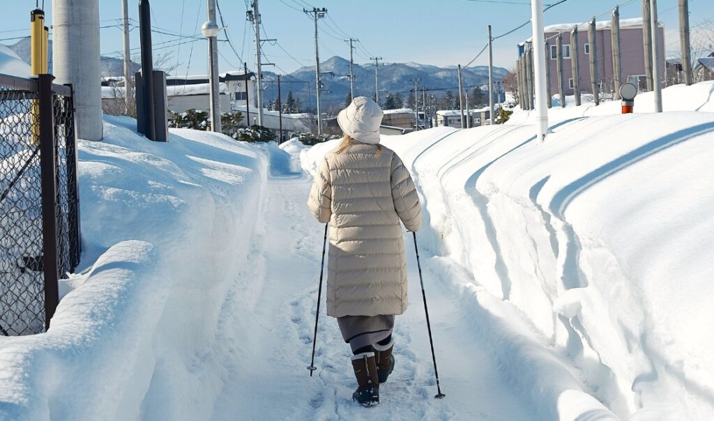 passe-temps hivernaux marche à l'extérieur