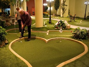 Manoir Sainte-Julie Indoor mini-putt