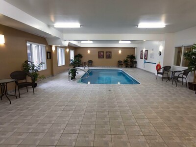Résidence des Bâtisseurs Manoir des Ormeaux piscine intérieure