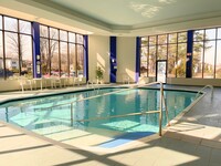 La Noblesse indoor pool