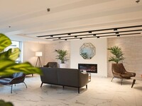 Manoir Pierrefonds hall