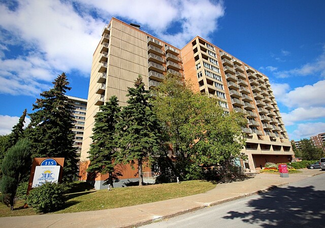 Les Résidences Soleil Manoir St-Laurent – photo 1