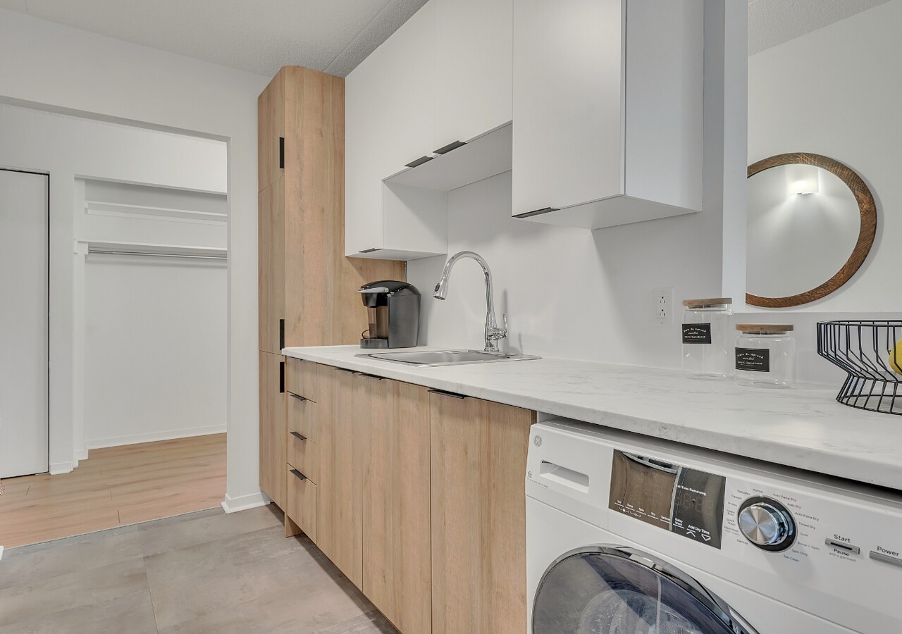 La Noblesse modern kitchen