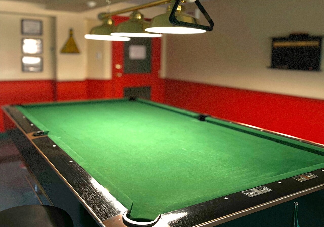 La Noblesse pool table