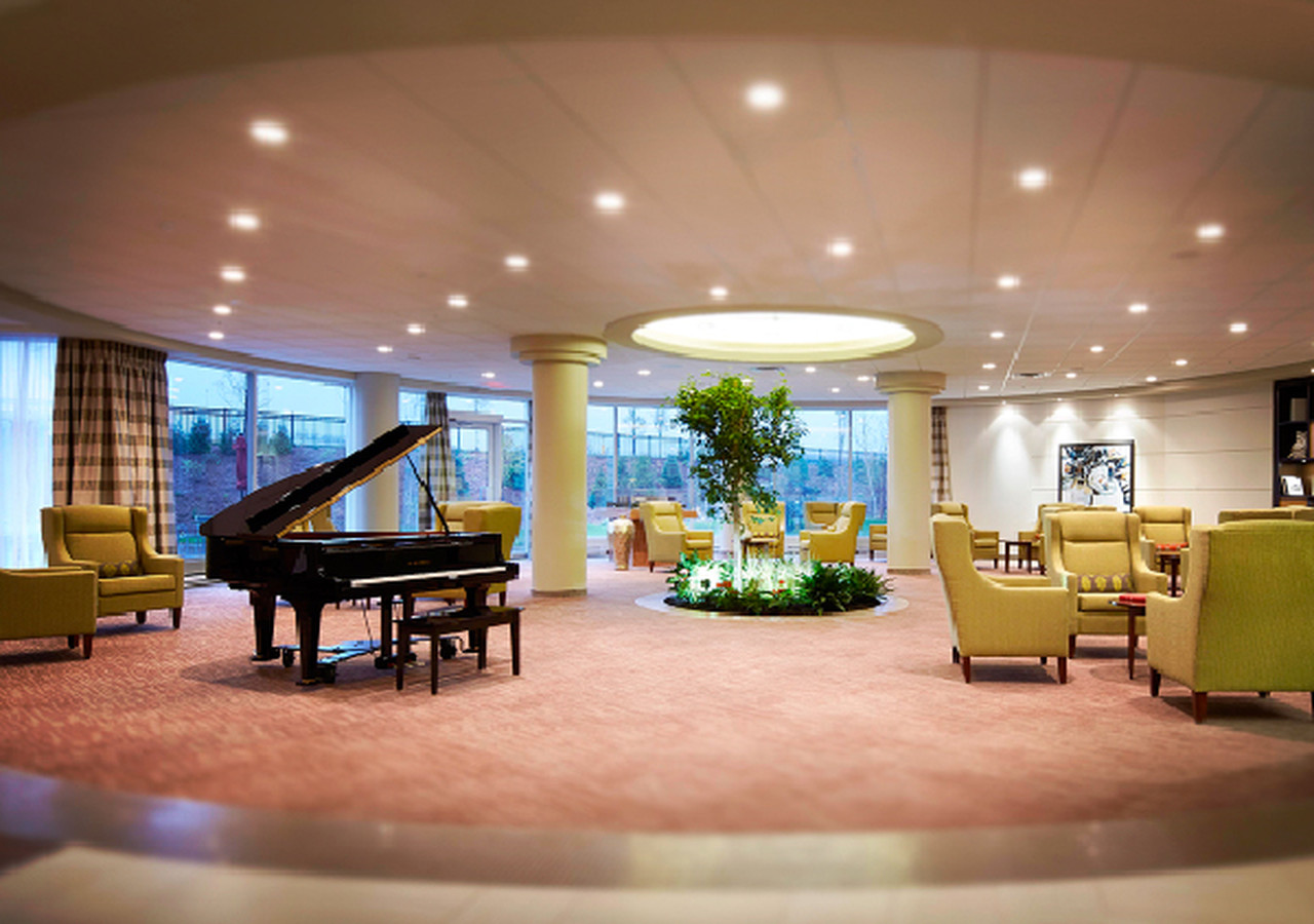 Quartier Sud lounge avec piano