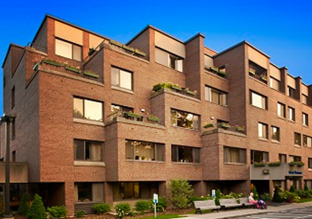 Manoir Westmount Retirement Home Montreal