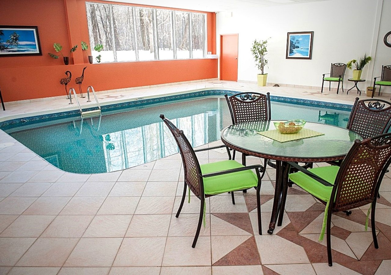 Manoir St-Hilaire Piscine intérieure