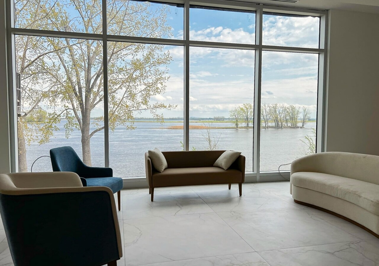Les Résidences Soleil Manoir Repentigny lounge avec vue