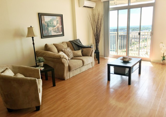 Manoir Laval Appartement avec balcon privé